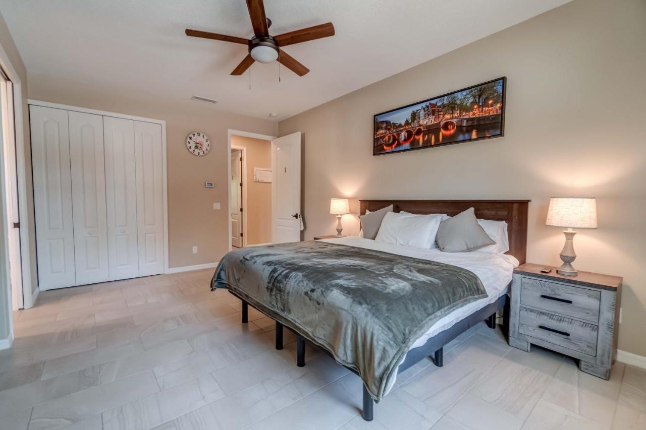 Short Term Vacation Rental Luxury B&B Cth Englewood Exteriér fotografie
