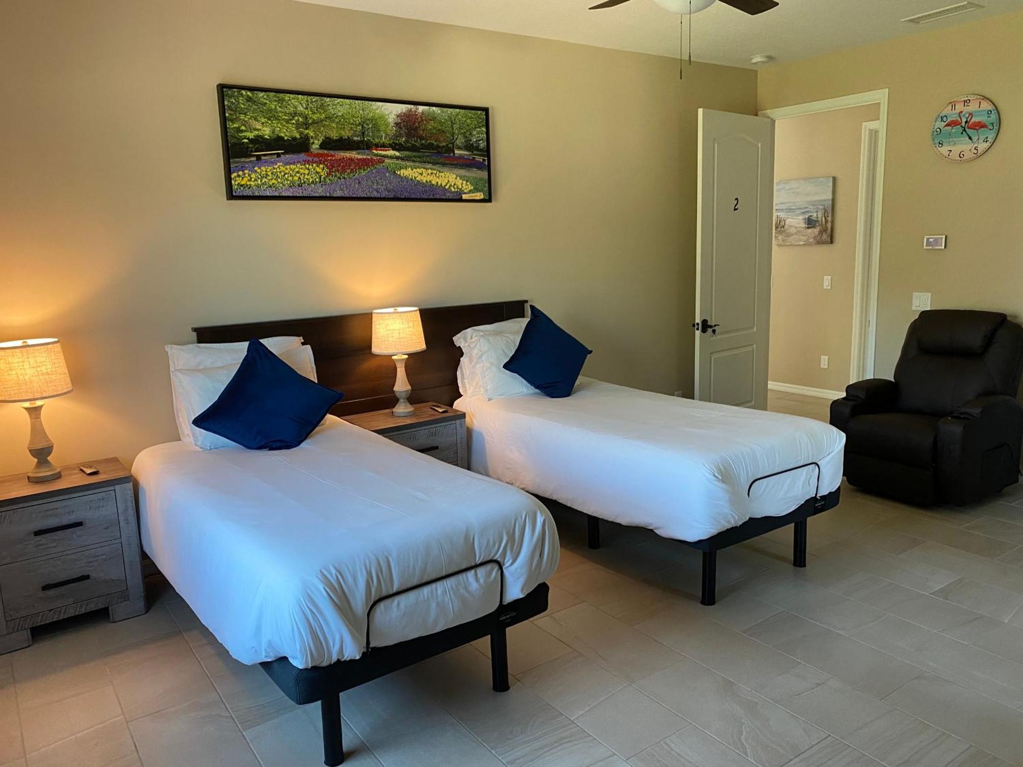 Short Term Vacation Rental Luxury B&B Cth Englewood Exteriér fotografie